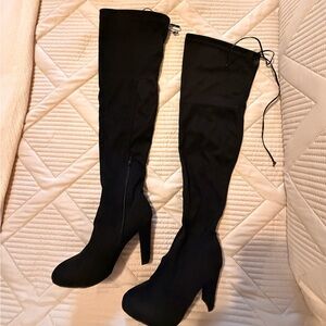 Elegant Black Over-the-Knee Boots